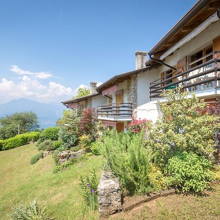 Appartement Casa Bella Vista Mit Balkon à San Zeno di Montagna Extérieur photo