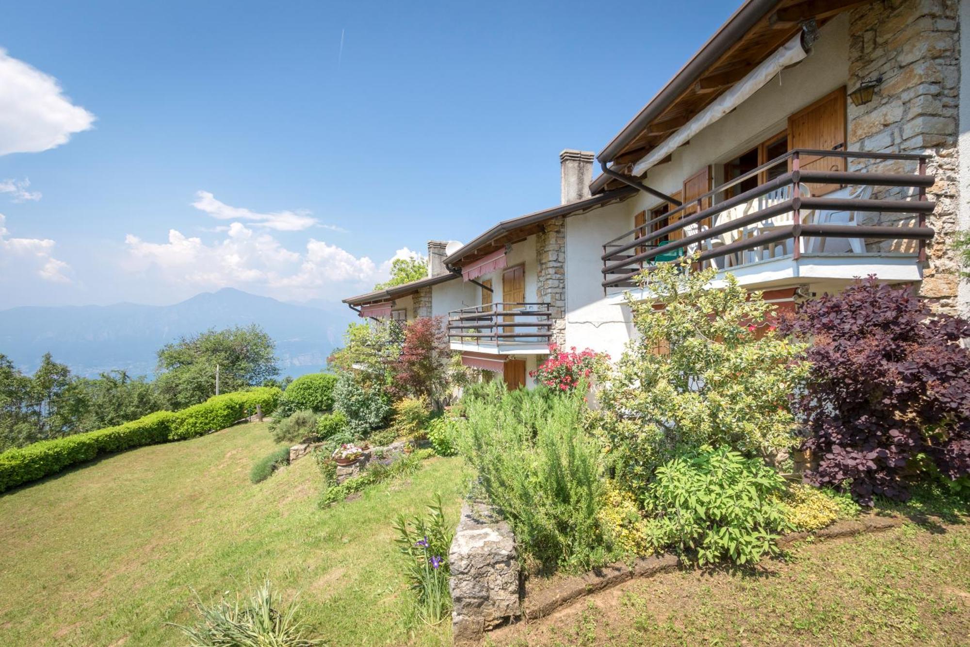 Appartement Casa Bella Vista Mit Balkon à San Zeno di Montagna Extérieur photo